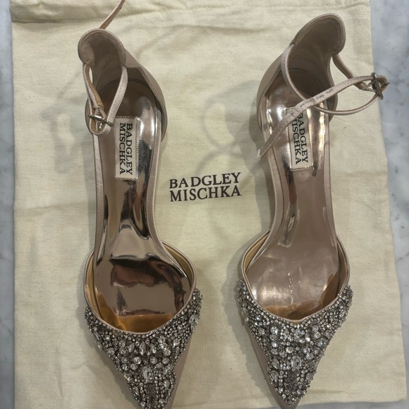 Badgley Mischa Gold, Pointed-toe embellished heels, Size 8 - Picture 3 of 8